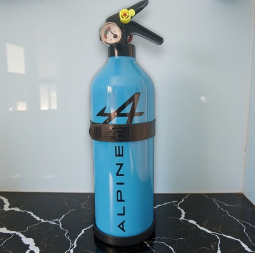 Extincteur fait mains sur le thème de ALPINE